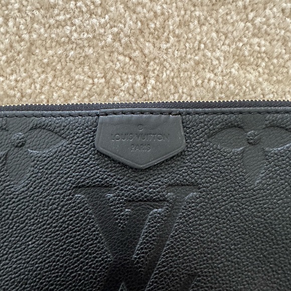 Louis Vuitton Empreinte Multi Pochette (Small Pouch) - Picture 6 of 15